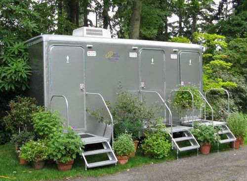 Outdoor Event Restroom Options for Commercial Use